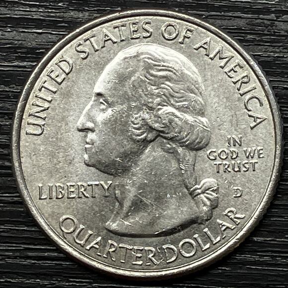 2012-D Hawaii Volcanoes Quarter/Beautiful Frosty Creamy Surface - Picture 3 of 16